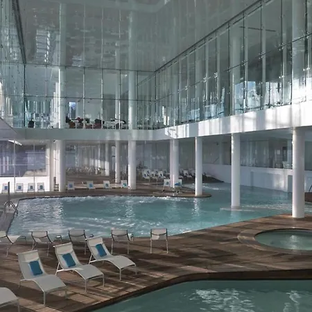 Apartman Amazing In With Sauna, 2 Bedrooms And Swimming Pool
