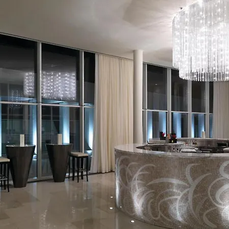 Amazing In With Sauna, 2 Bedrooms And Swimming Pool *